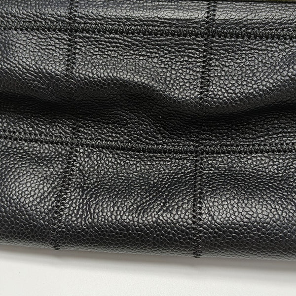 Quilted Grained Calfskin Shoulder Bag Black