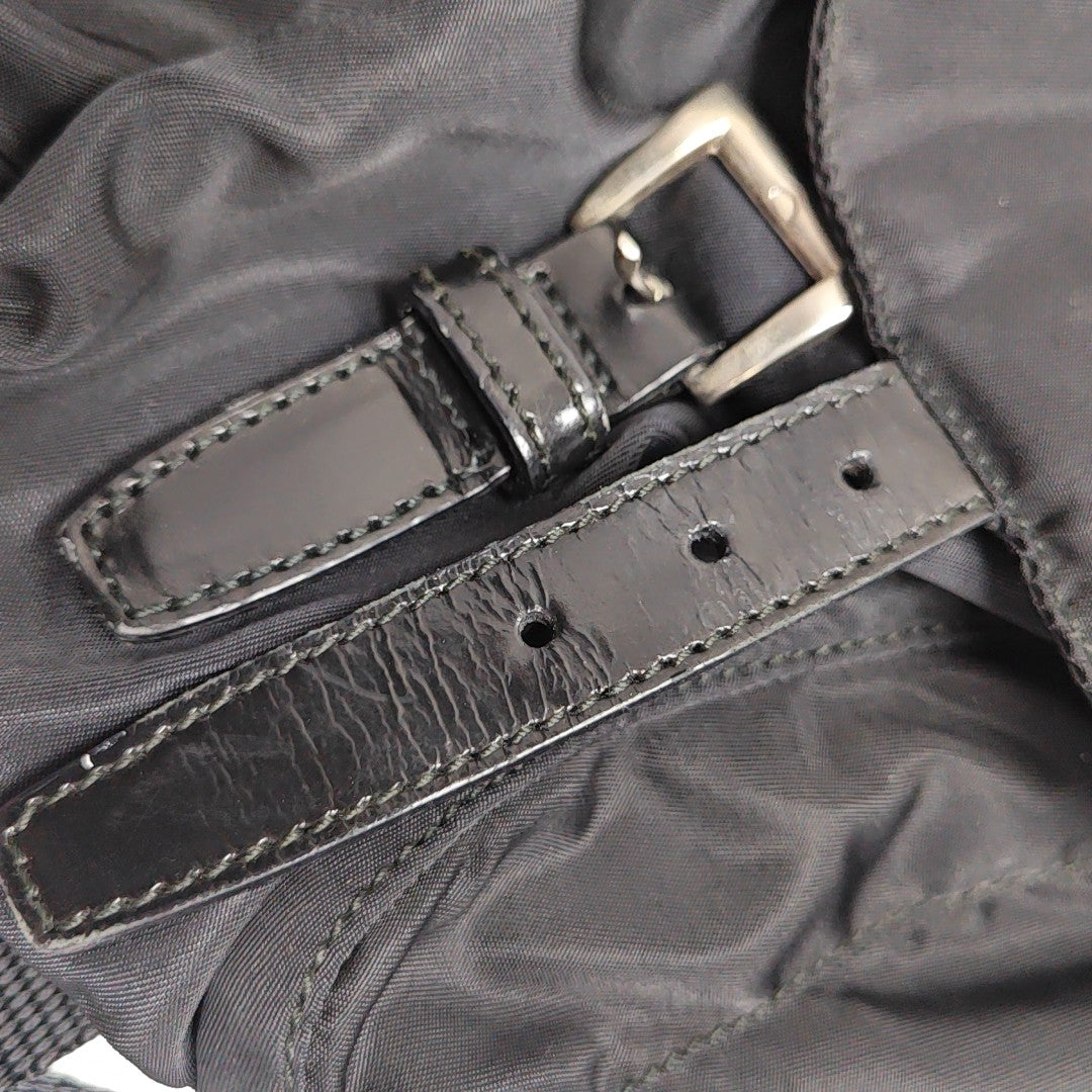 Re-Nylon Medium Nylon Black