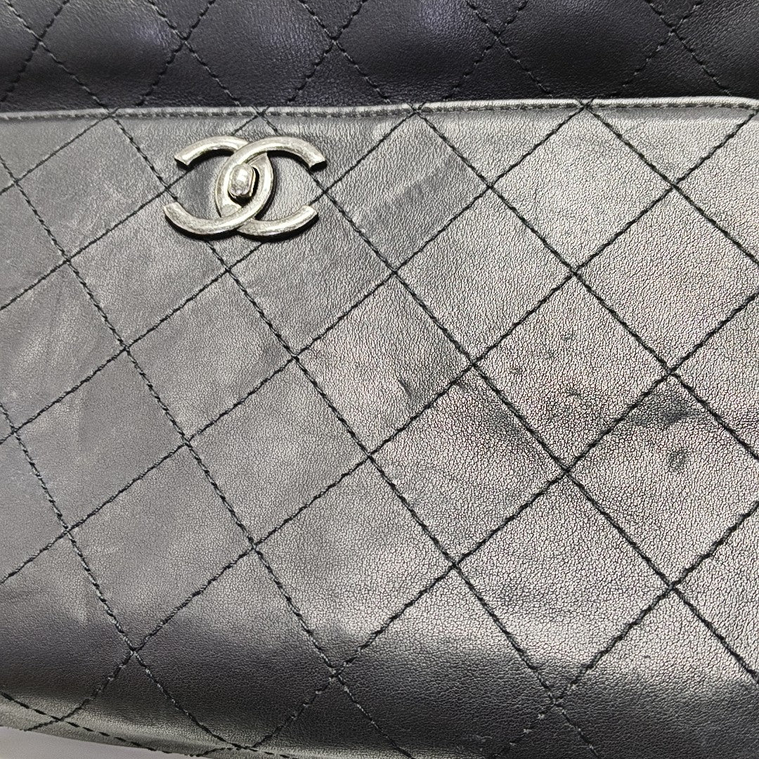LUXURY TOP Quilted Calfskin Black