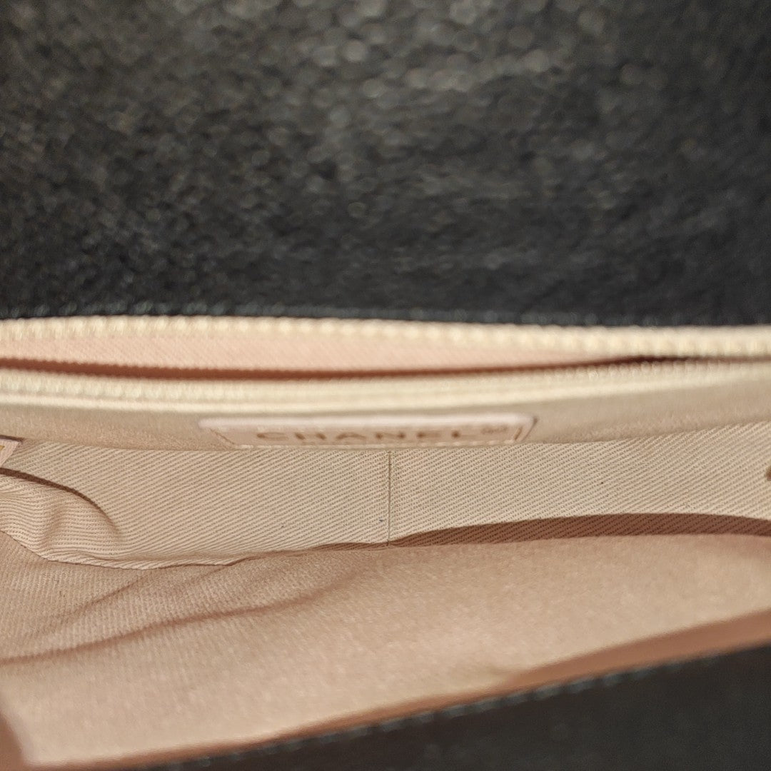 Quilted Grained Calfskin Shoulder Bag Black