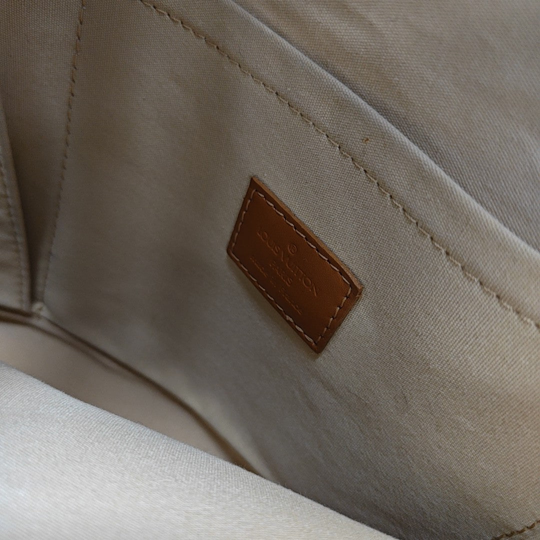 BERANGERE Monogram Canvas Brown