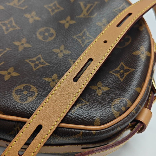 BOITE CHAPEAU MM Monogram Coated Canvas Brown