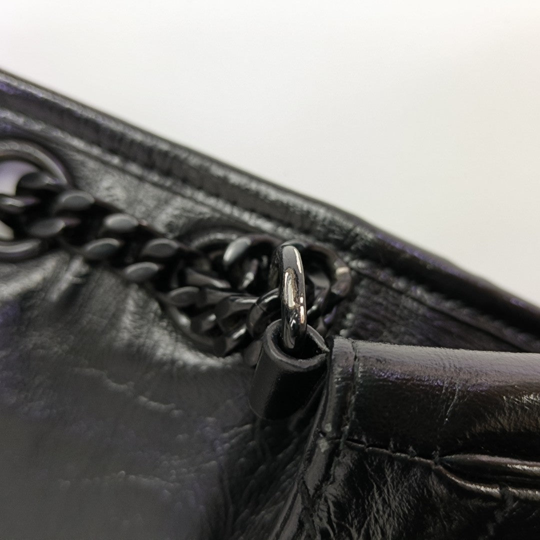 NIKI Medium Chevron Calfskin Black