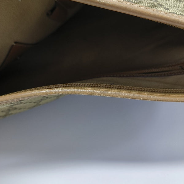 Canvas Clutch Green