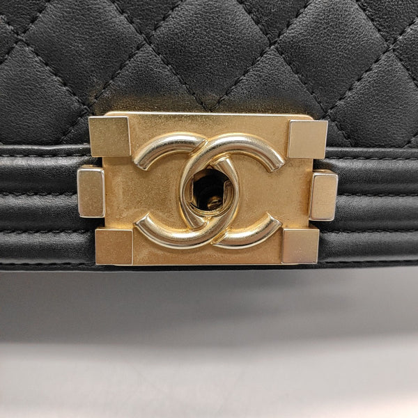 BOY CHANEL Small Quilted Calfskin Black