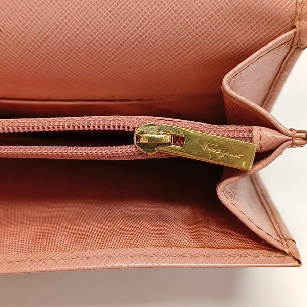 Authenticated pre-owned  Gancini Calfskin Pink Wallet - Wallet at Looply