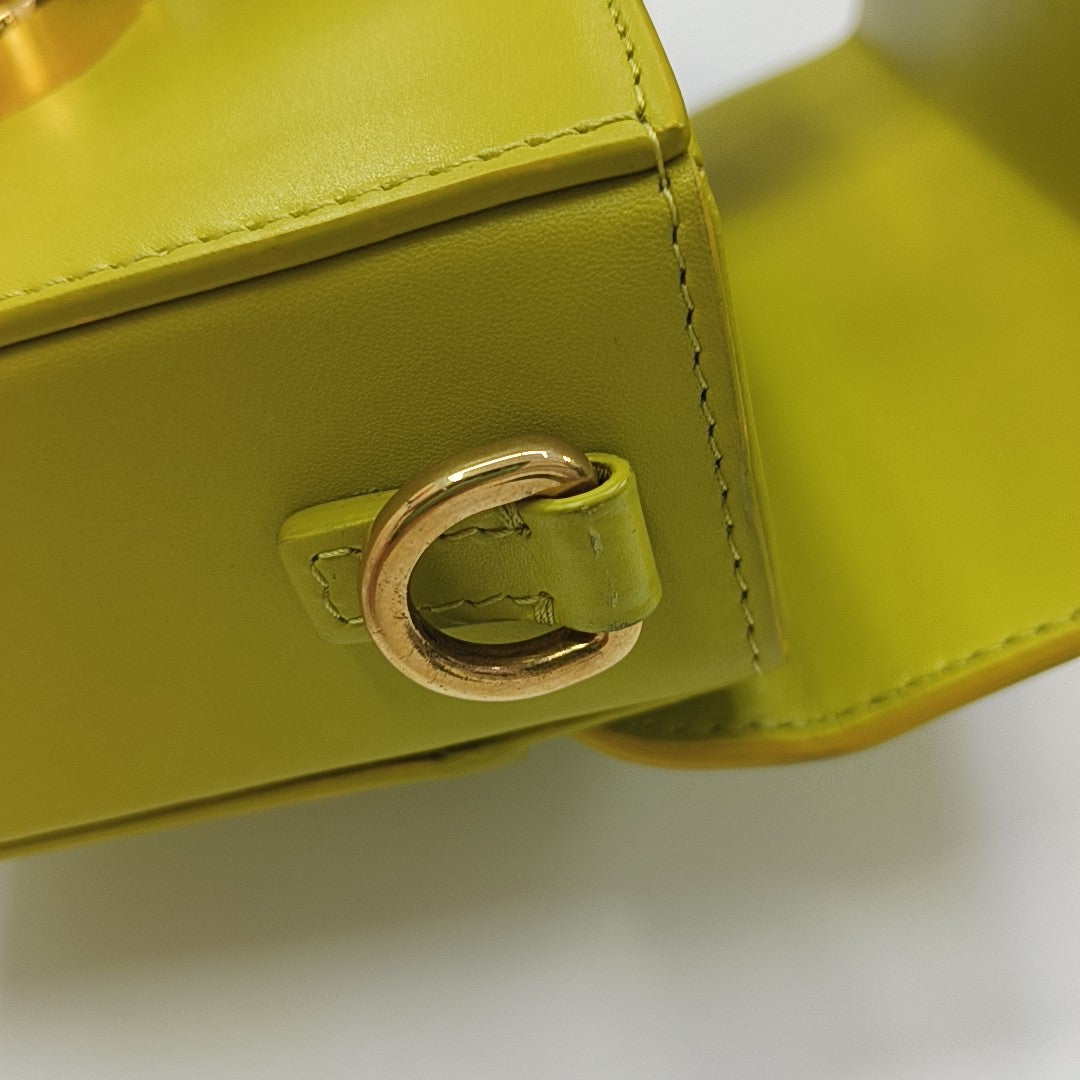 30 Montaigne Mini Calfskin Green