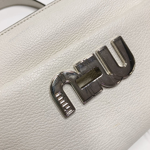 Calfskin White