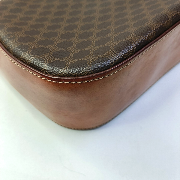 Coated Canvas Brown