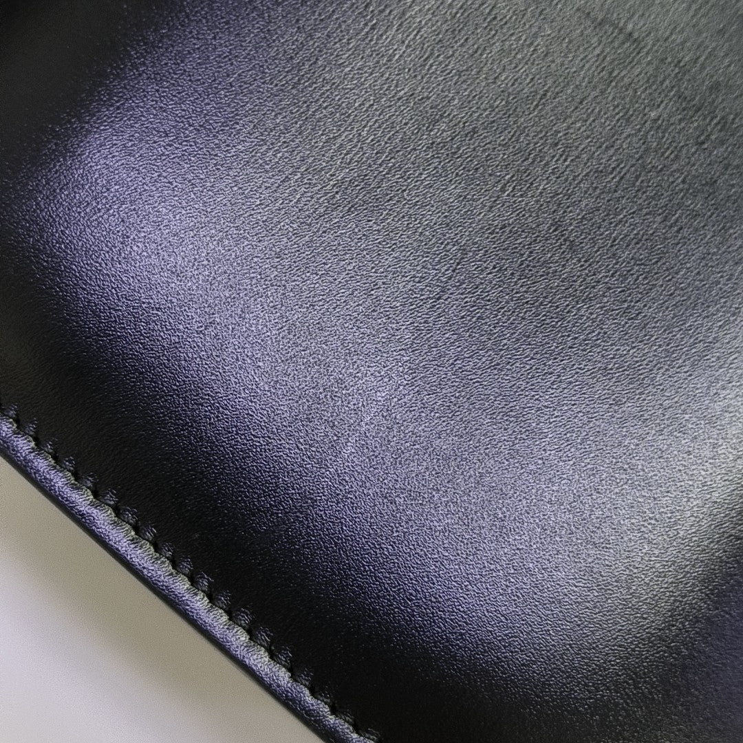 CLASSIC BOX Mini Calfskin Black