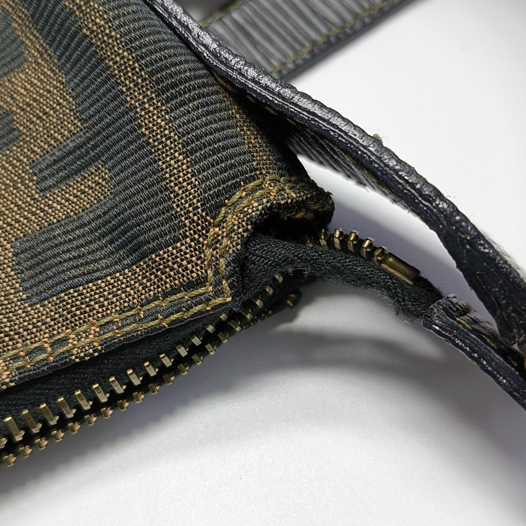 Canvas Shoulder Bag Brown