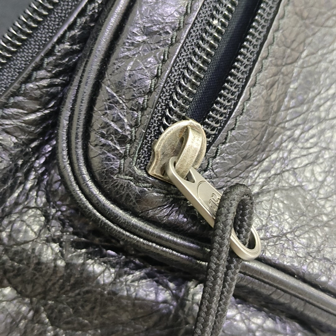 Explorer Calfskin Black