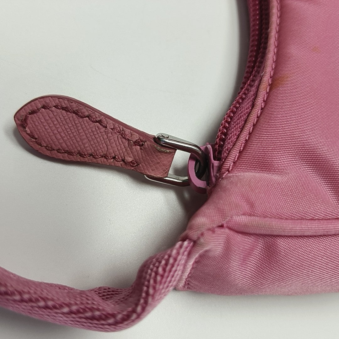 Re-Edition2000 Mini Nylon Red