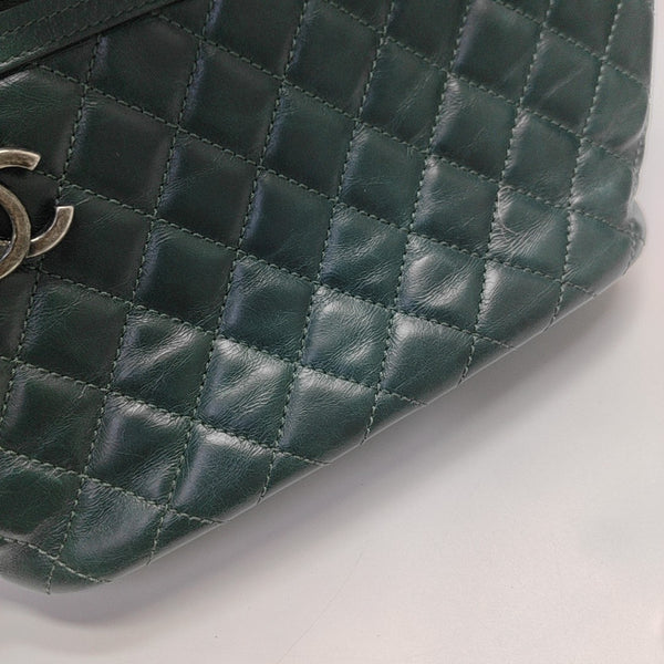 URBAN SPIRIT Quilted Calfskin Green