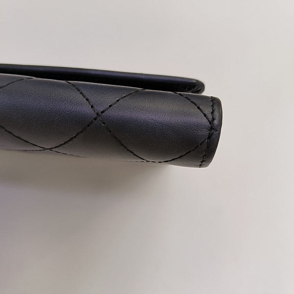 Authenticated pre-owned  CAMBON Quilted Calfskin Black - Clutch at Looply