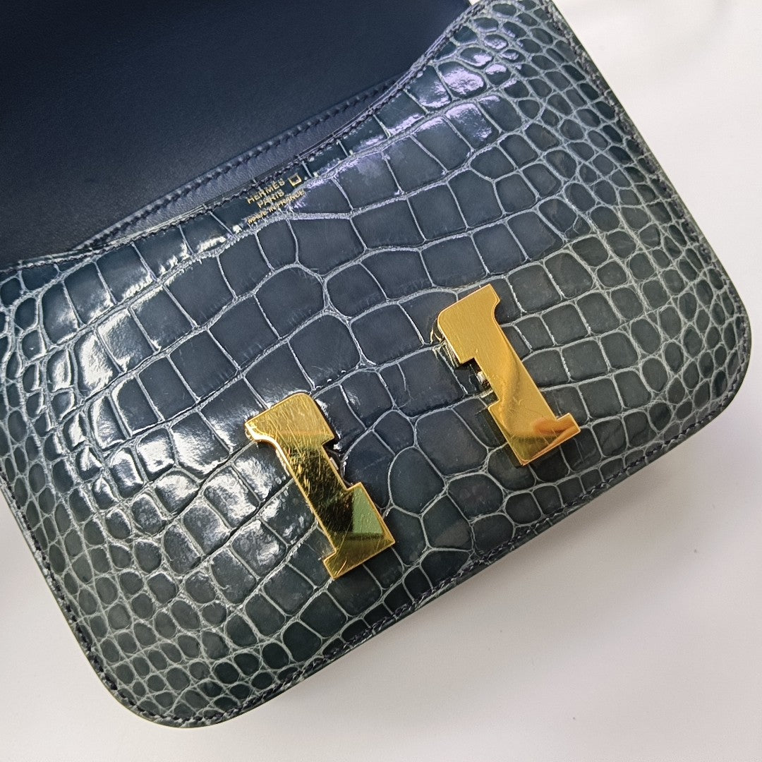 Constance 19 Shiny Porosus Crocodile Blue