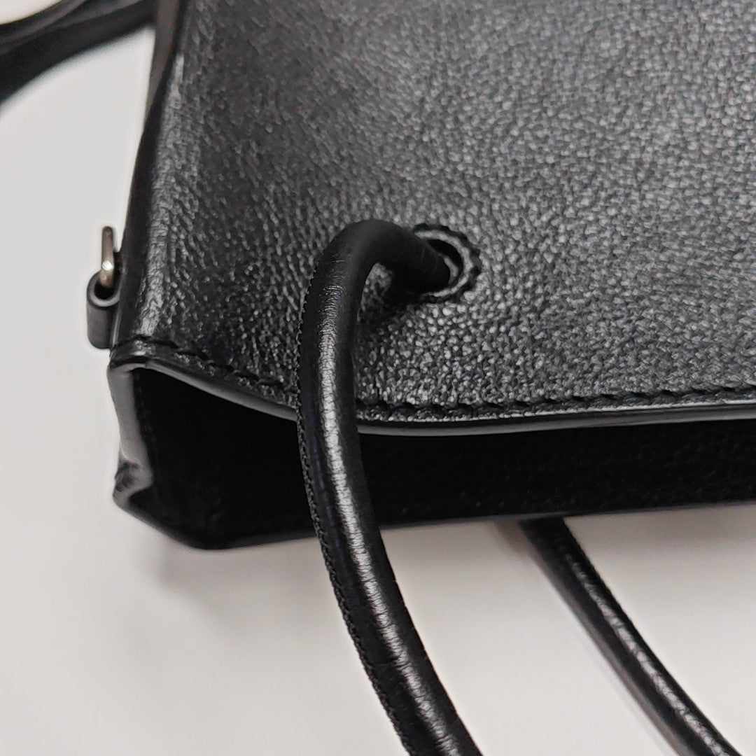 Shopping Bag Large Calfskin Black
