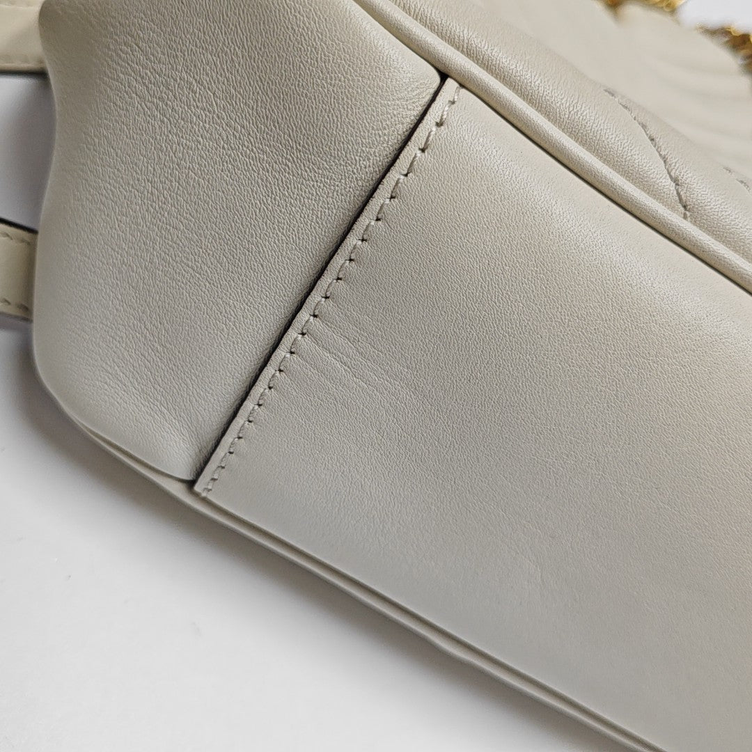 GG Marmont Medium Quilted Calfskin White