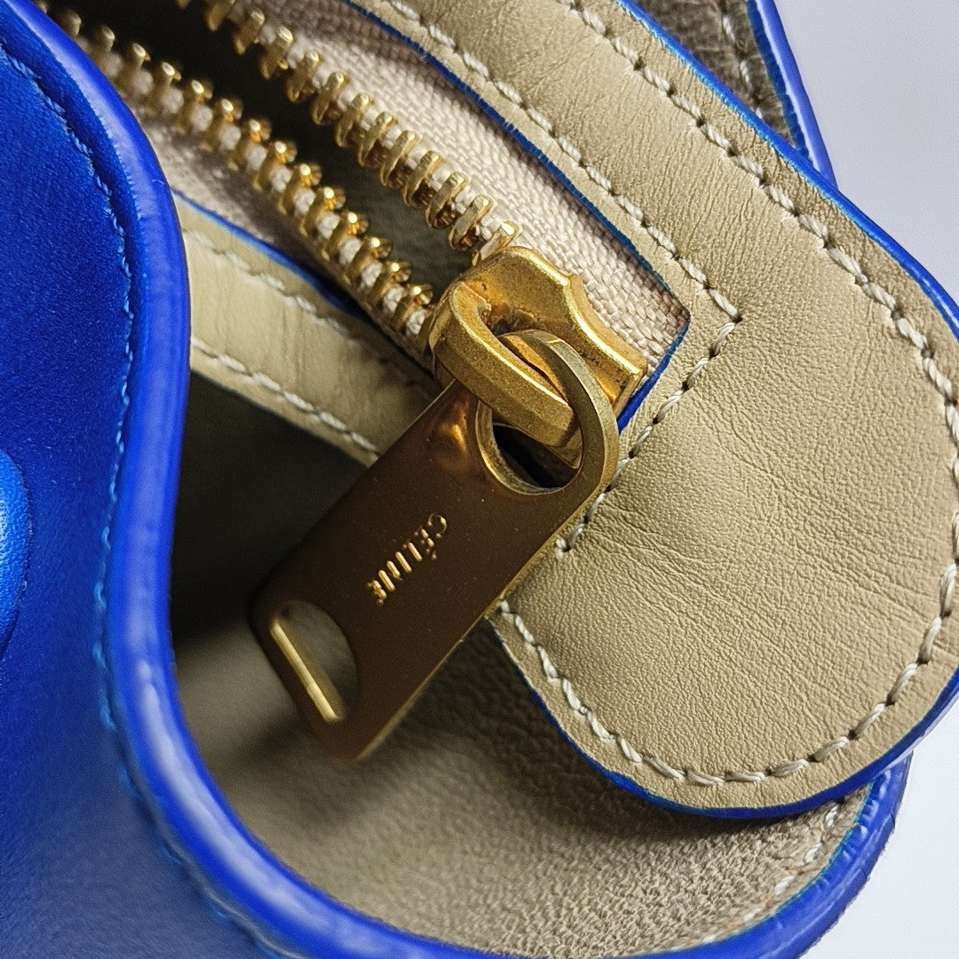TRAPEZE Small Calfskin Beige