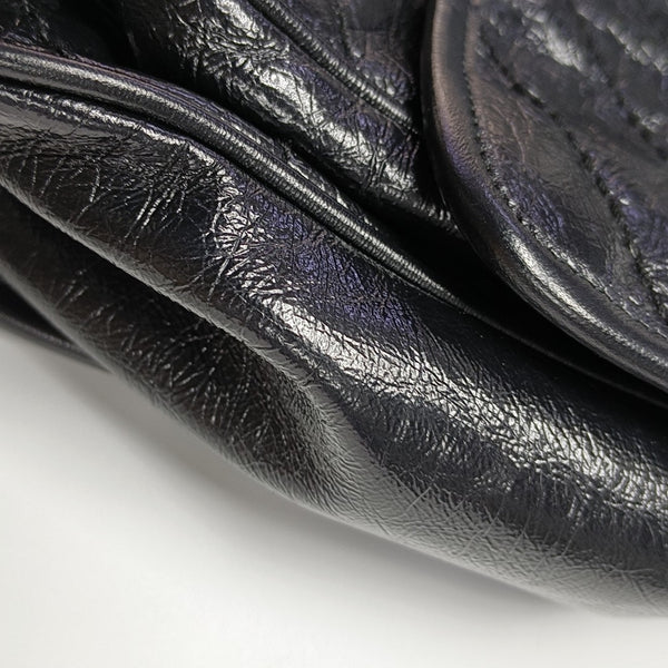 NIKI Medium Chevron Calfskin Black