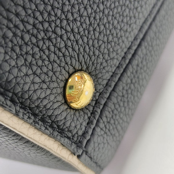 DOUBLE V Monogram Calfskin Black