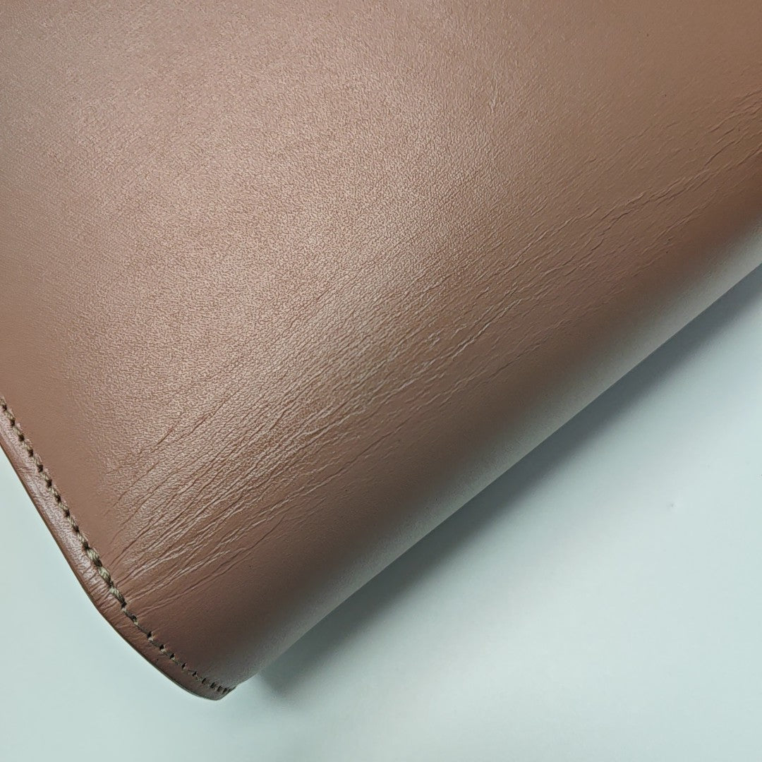 CLASSIC BOX Small Calfskin Beige