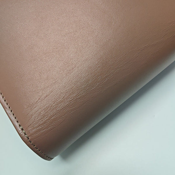 CLASSIC BOX Small Calfskin Beige