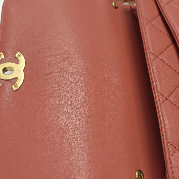 CHAIN INFINITY TOP HANDLE Quilted Calfskin Pink