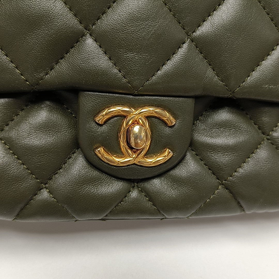 CLASSIC FLAP Mini Quilted Lambskin Green