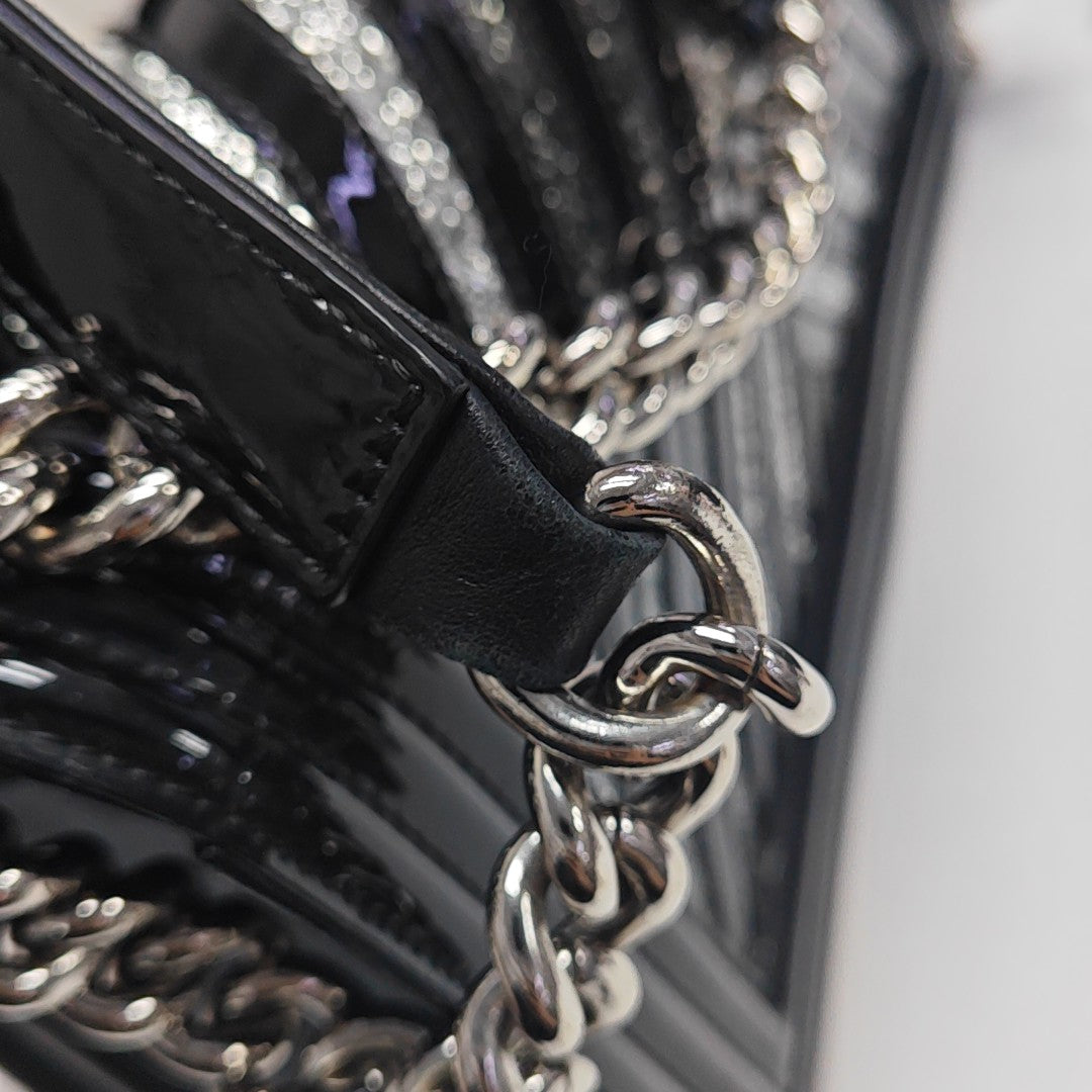 BOY CHANEL Medium Chevron Patent Leather Black