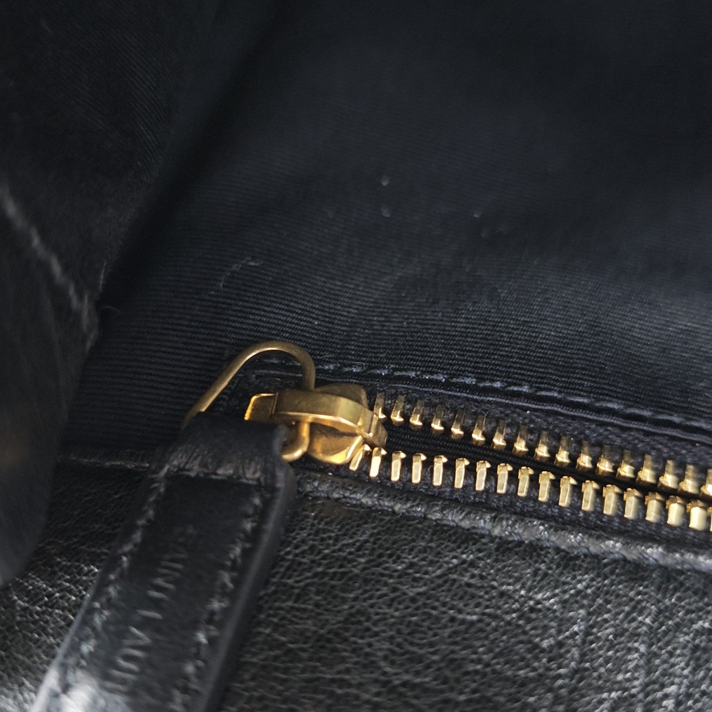 CALYPSO Large Lambskin Black
