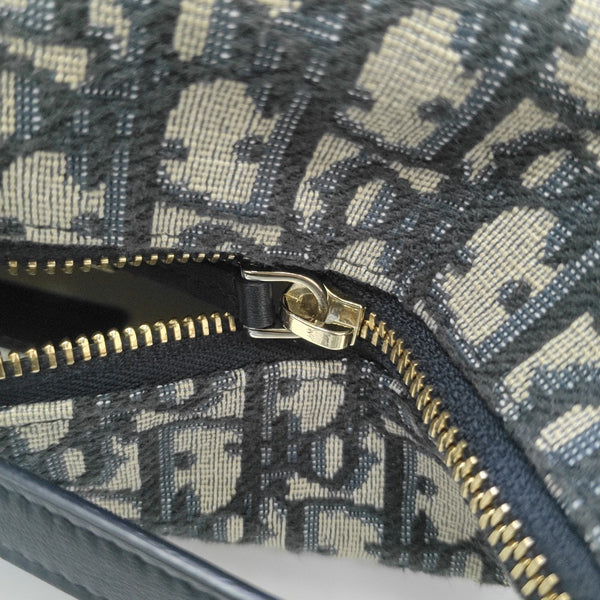 Travel Kit Oblique Canvas Blue