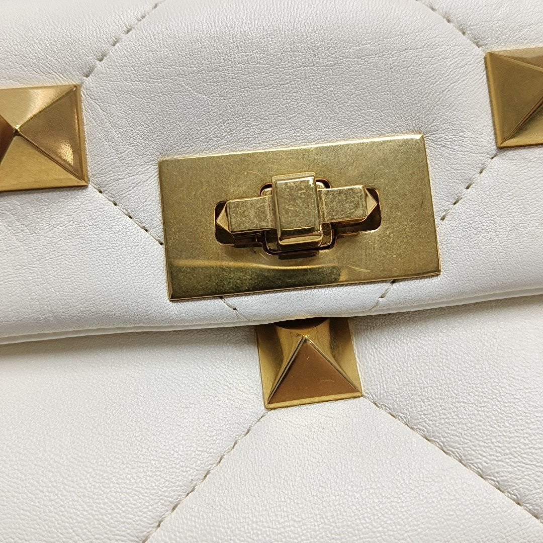 Roman Stud Small Quilted Lambskin White