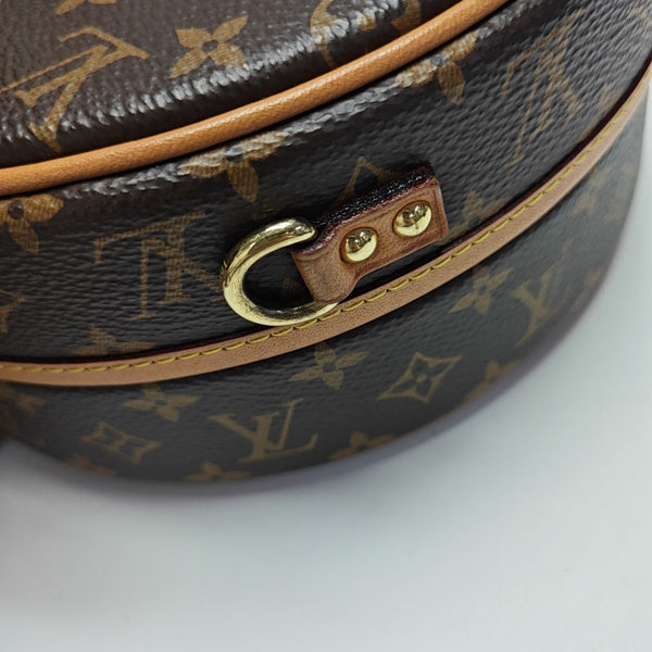 BOITE CHAPEAU PM Monogram Coated Canvas Brown