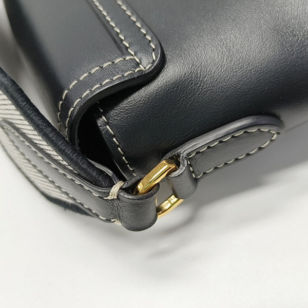 Note Calfskin Black
