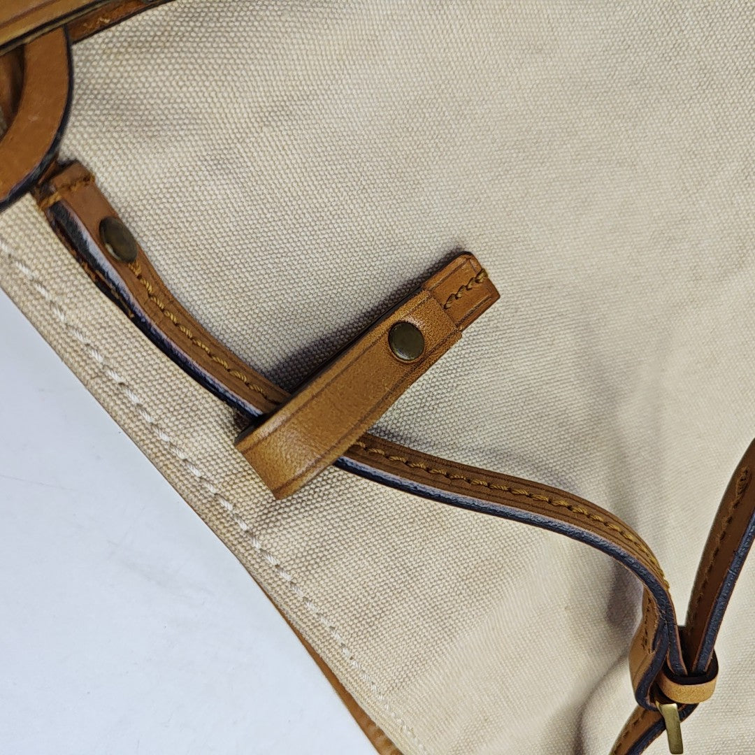 Canvas Beige