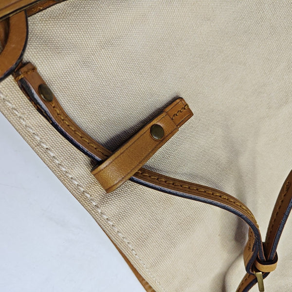 Canvas Beige