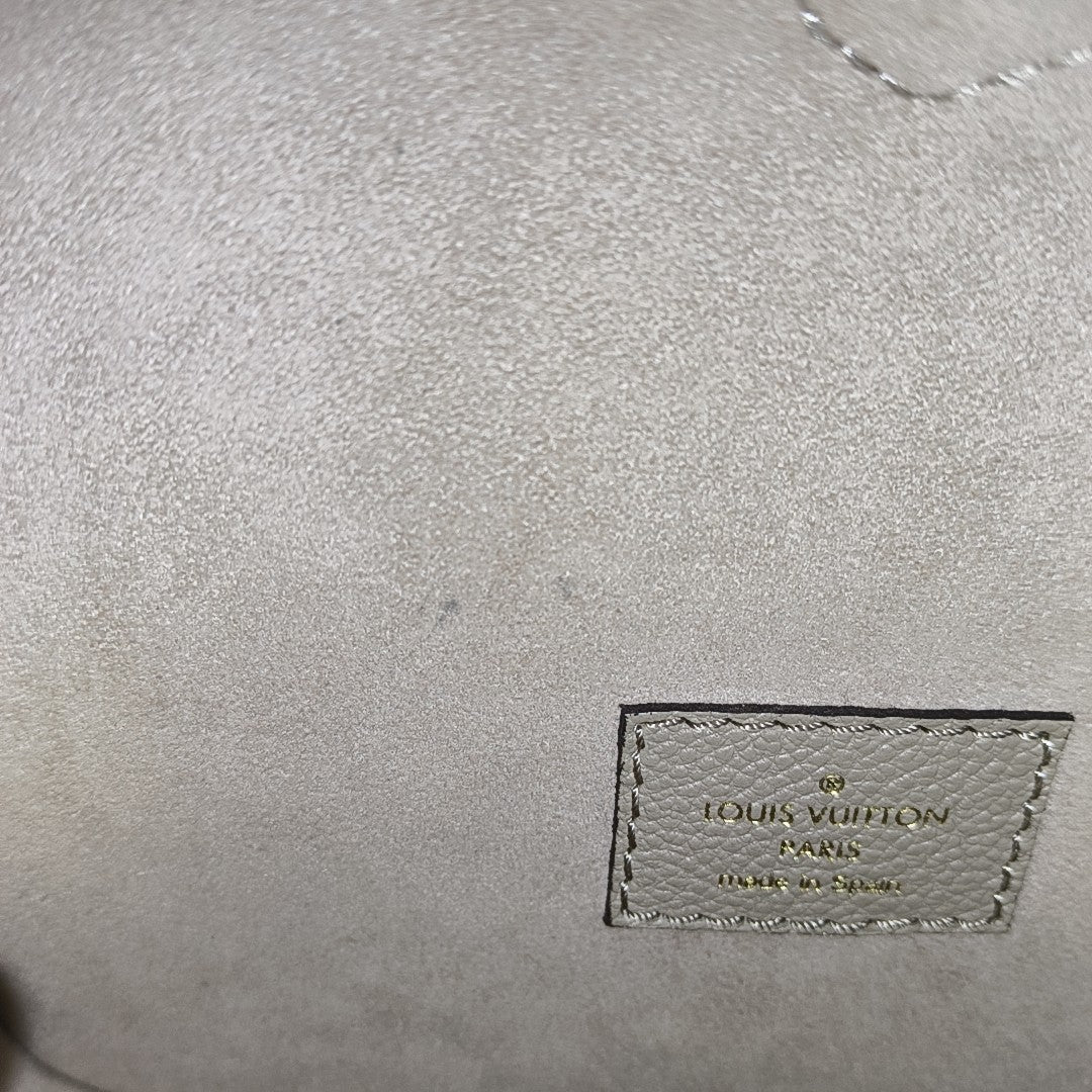 DIANE Nano Monogram Calfskin Gray