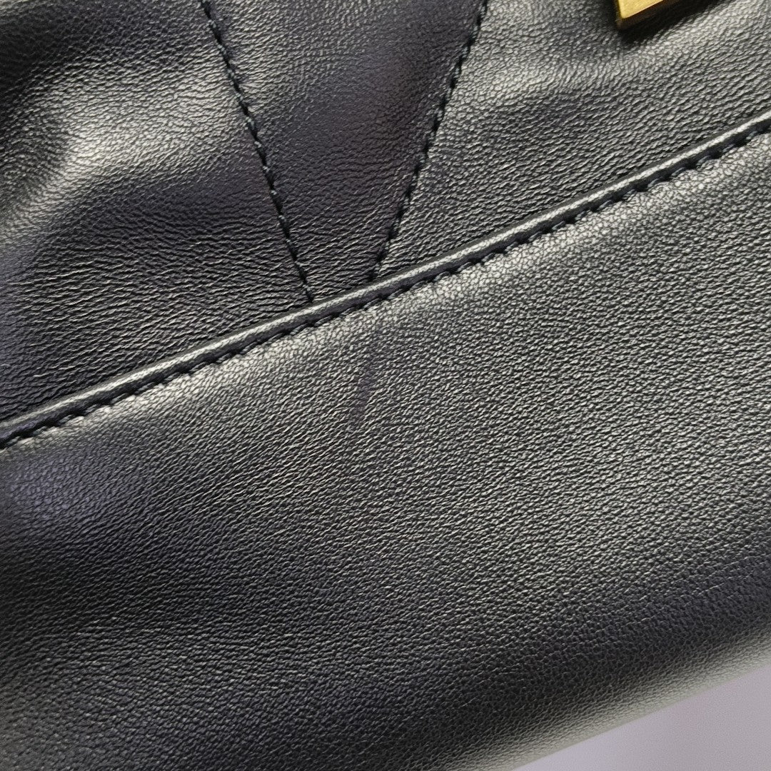 JAMIE SHOPPING Small Quilted Lambskin Black