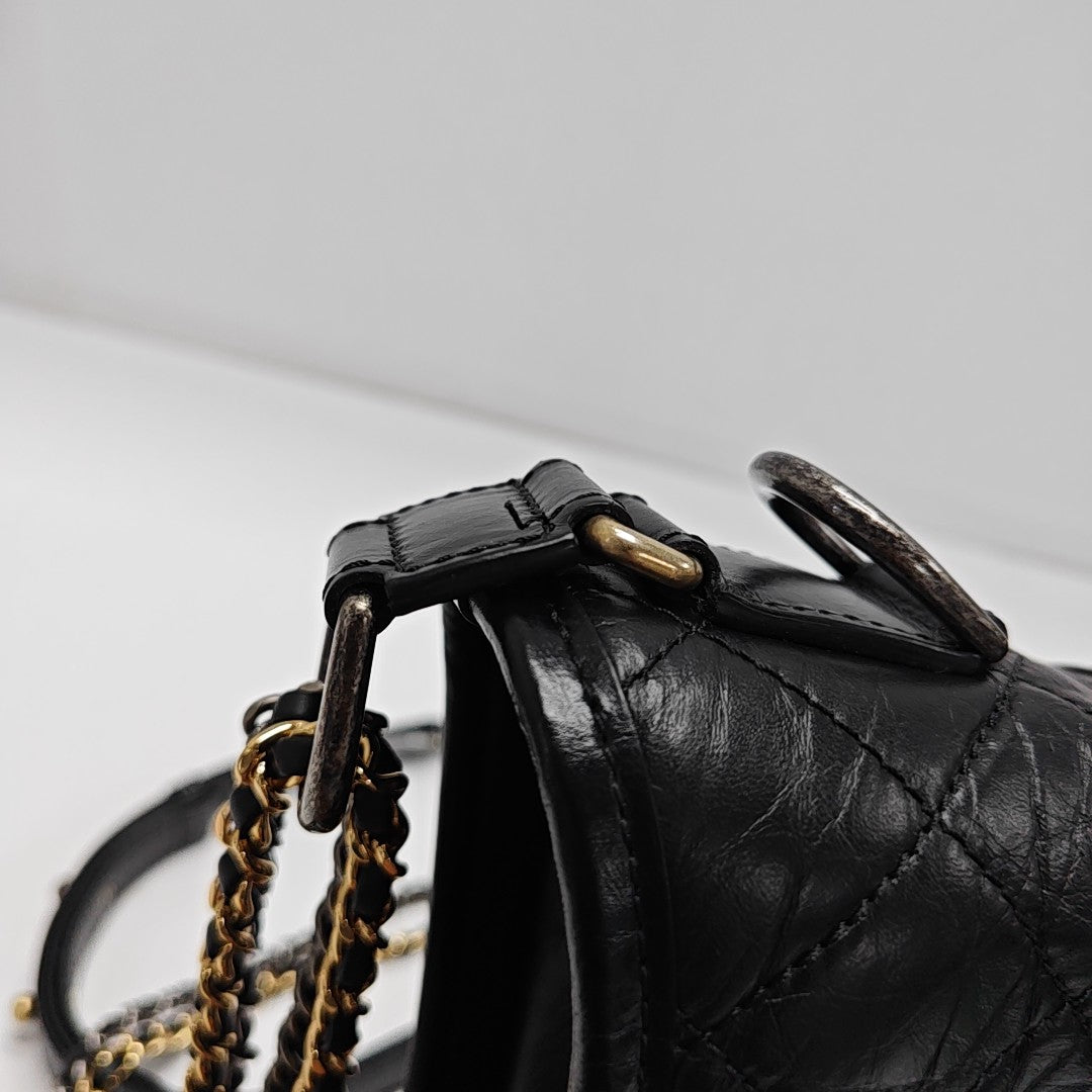 GABRIELLE Small Quilted Calfskin Black