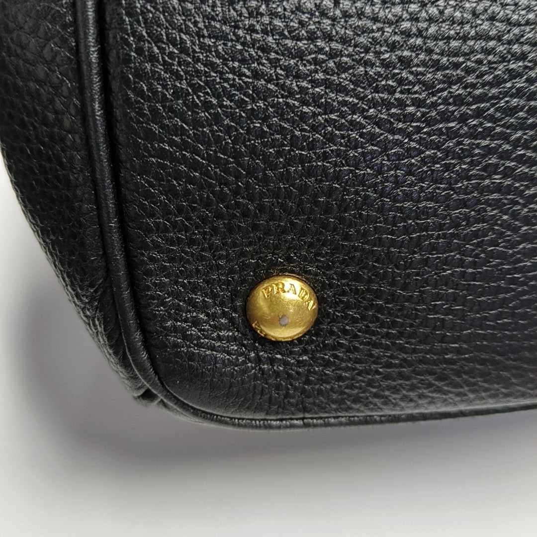 Calfskin Shoulder Bag Black