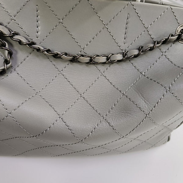 CC POCKET Quilted Calfskin Gray
