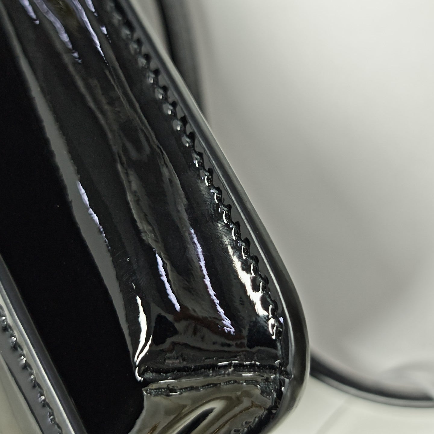 CASSANDRE Patent Leather Black