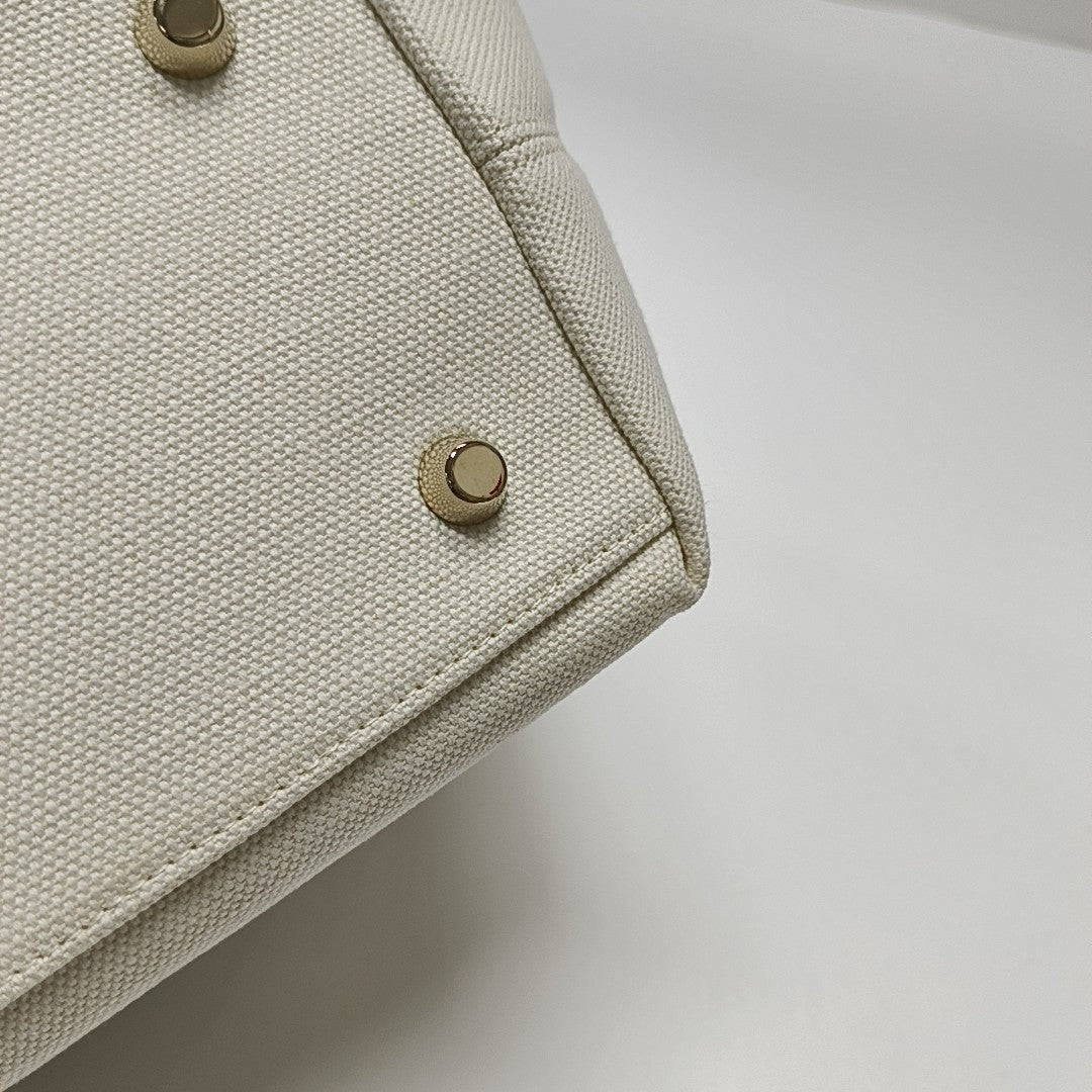 Lady Dior Large Canvas White