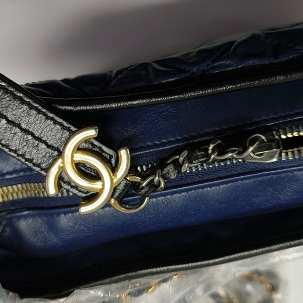 GABRIELLE Small Quilted Calfskin Blue