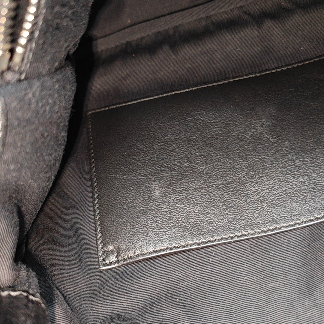 NIKI Large Chevron Calfskin Black