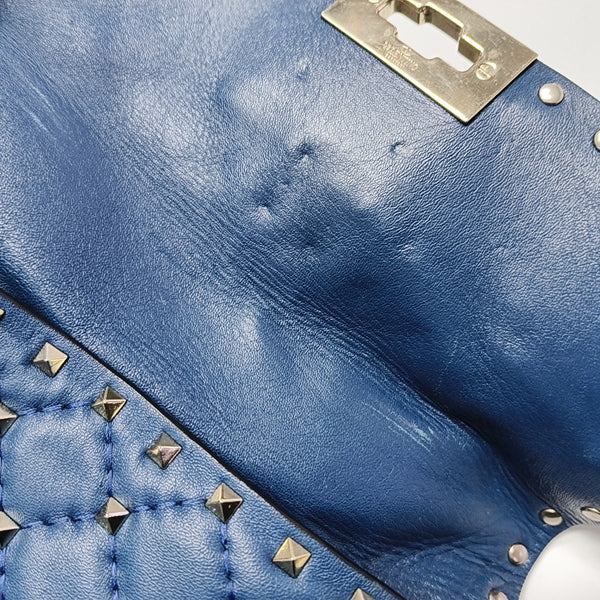 Rockstud Medium Quilted Lambskin Blue