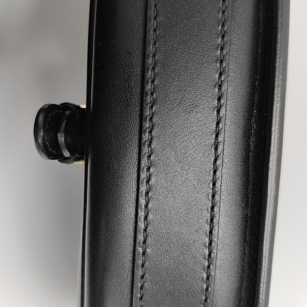 Authenticated pre-owned  Bobby Calfskin Black - Shoulder Bag at Looply