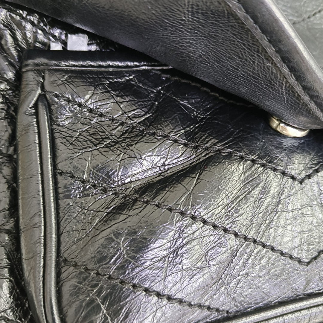 NIKI Small Chevron Calfskin Black