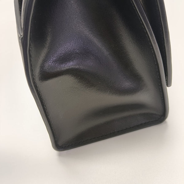 Hourglass S Calfskin Black